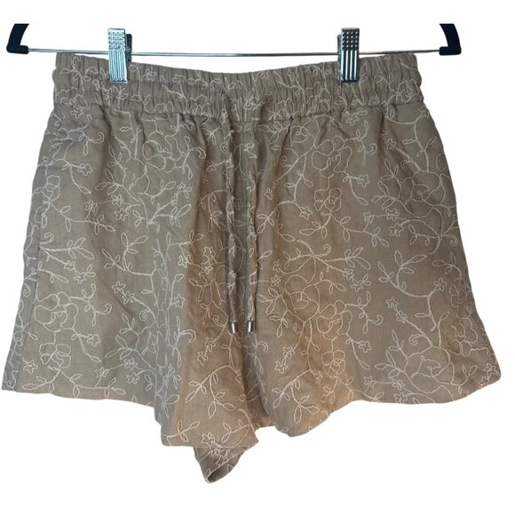 2/$30 ZARA Size 28 Beige White Embroidered Floral Dainty Shorts - Picture 3 of 13